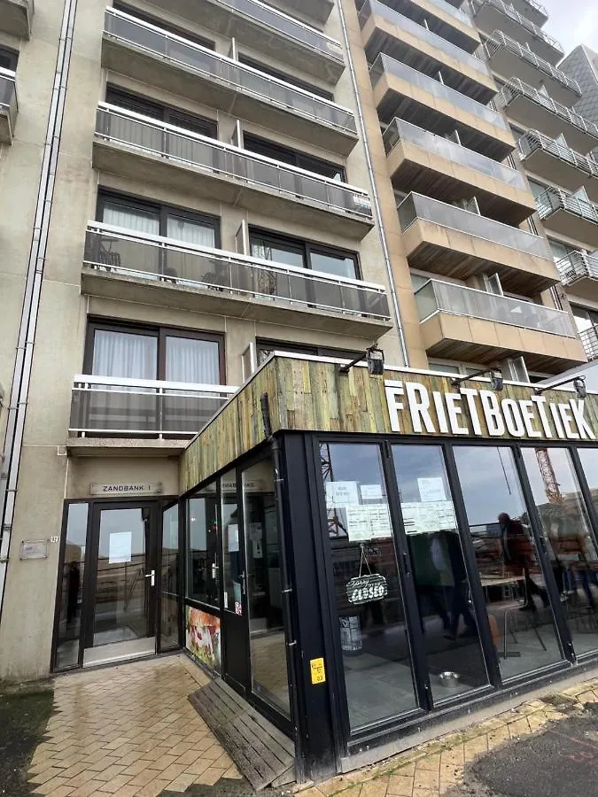 Apartment Zeezicht, Volledig Gerenoveerd Luxe Appartement Middelkerke
