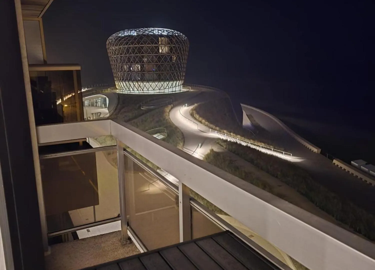 Zeezicht, Volledig Gerenoveerd Luxe Appartement Middelkerke